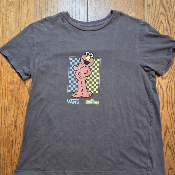 Vans Tops - Vans Sesame Street Elmo Lizzie Armanto Graphic T Shirt Large Skate Tee